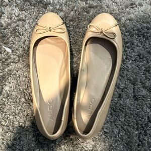 ALDO nude flats size 8
